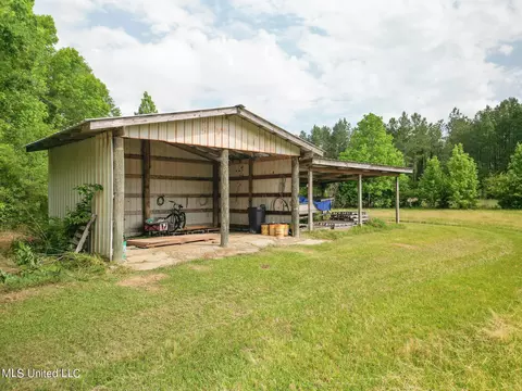 2183 King Bee Rd, Perkinston, MS 39573 photo 6