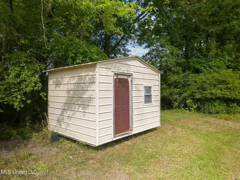 2183 King Bee Rd, Perkinston, MS 39573 photo 21