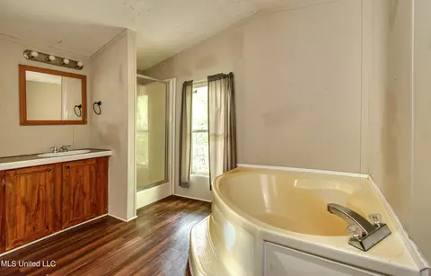 555 Henry Cannon Rd, Braxton, MS 39044 photo 16