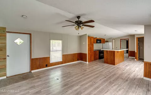 555 Henry Cannon Rd, Braxton, MS 39044 photo 4