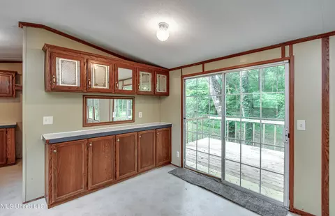 155 Valley Cv, Florence, MS 39073 photo 11