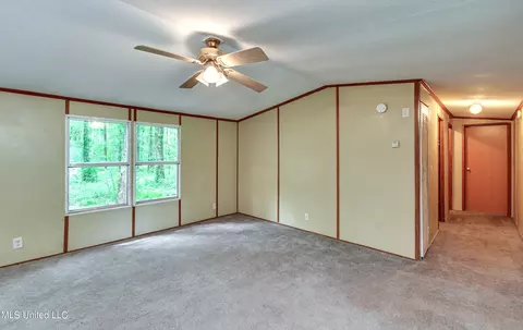155 Valley Cv, Florence, MS 39073 photo 8