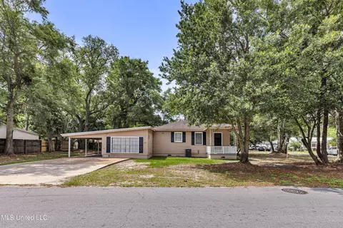 180 Tulip Street St, Biloxi, MS 39531