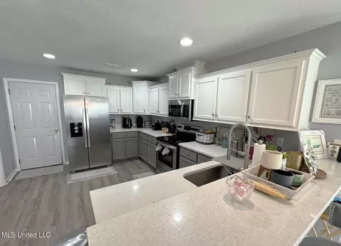 316 Pinecrest Blvd, Long Beach, MS 39560 photo 8
