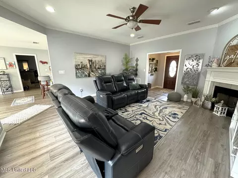 316 Pinecrest Blvd, Long Beach, MS 39560 photo 5