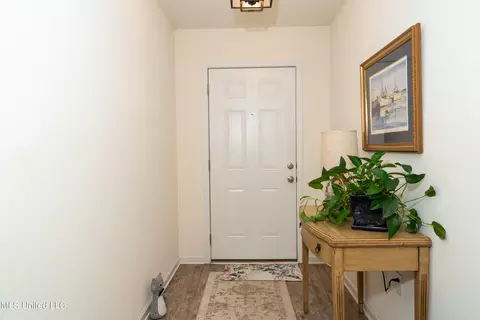 616 Verbena Dr, Long Beach, MS 39560 photo 2