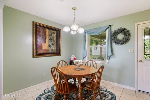 Dining - 3 Dina Ln, Sardis, MS 38666 photo 1 of 2