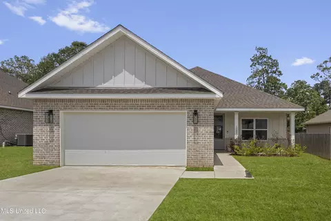10851 Ala Moana St, Diamondhead, MS 39525