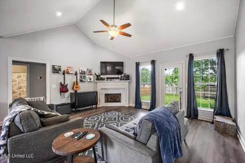 248 Cherry Bark Dr, Brandon, MS 39047 photo 8