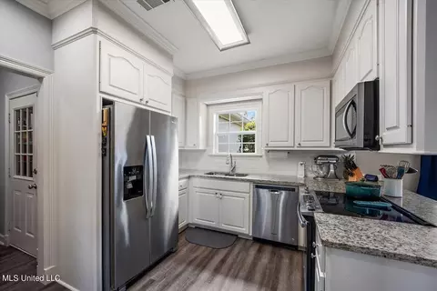 248 Cherry Bark Dr, Brandon, MS 39047 photo 11