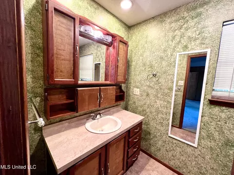 13820 Wolf Ridge Rd, Moss Point, MS 39562 photo 13