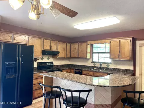 13820 Wolf Ridge Rd, Moss Point, MS 39562 photo 9