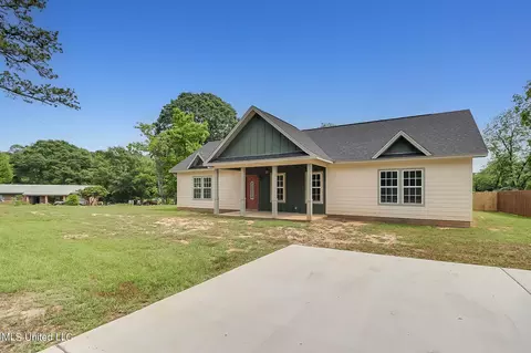 Other - 490 E Hatten Ave, Wiggins, MS 39577 photo 1 of 4