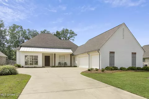 243 Grayhawk Dr, Madison, MS 39110