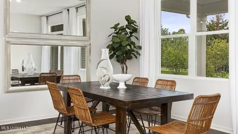 Dining - 3279 Abelia Ave, Hernando, MS 38632 photo 1 of 1