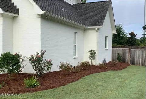 Exterior - 102 First Colony Blvd, Madison, MS 39110 photo 4 of 7