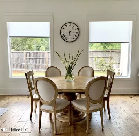 Dining - 102 First Colony Blvd, Madison, MS 39110 photo 2 of 2
