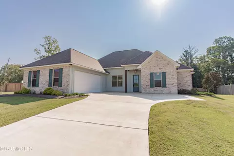 Exterior - 108 Catherine Blvd, Clinton, MS 39056 photo 3 of 18