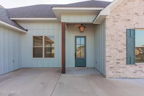 Exterior - 108 Catherine Blvd, Clinton, MS 39056 photo 7 of 18