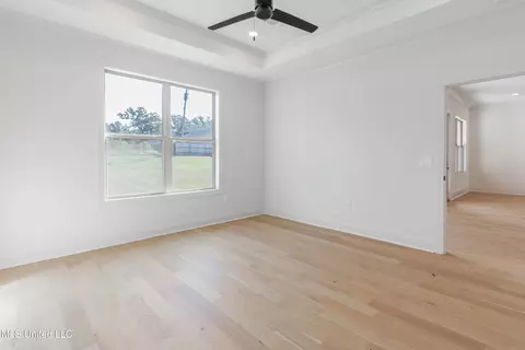 Living - 112 Catherine Blvd, Clinton, MS 39056 photo 6 of 6