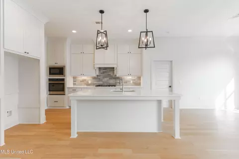 Kitchen - 112 Catherine Blvd, Clinton, MS 39056 photo 1 of 5