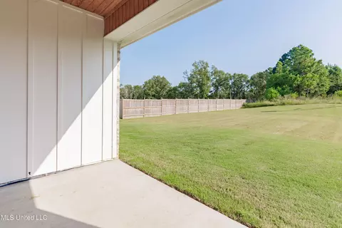 Exterior - 112 Catherine Blvd, Clinton, MS 39056 photo 6 of 16