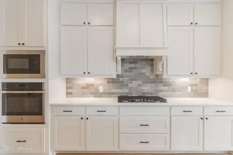 Kitchen - 112 Catherine Blvd, Clinton, MS 39056 photo 5 of 5
