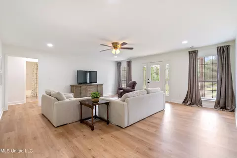 Other - 1831 Hammond Hill Rd, Como, MS 38619 photo 3 of 9