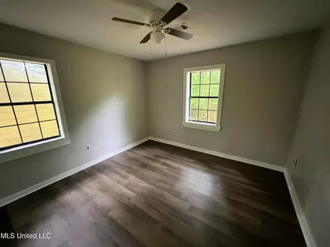 521 N Park Ln, Jackson, MS 39206 photo 7