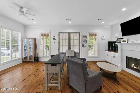 105 Ridge St, Madison, MS 39110 photo 8