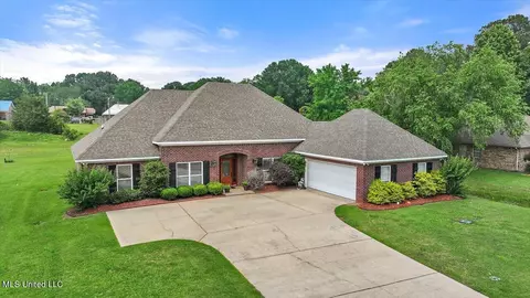 868 Richland East Dr, Richland, MS 39218