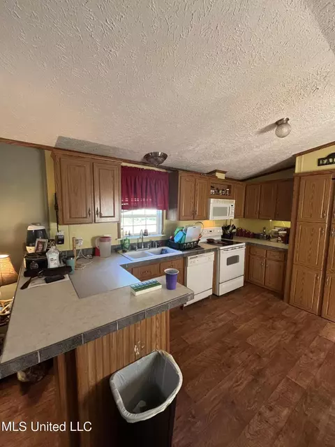 Kitchen - 4020 Harmony Community Rd, Carthage, MS 39051 photo 1 of 2