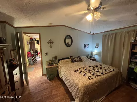 Bedroom - 4020 Harmony Community Rd, Carthage, MS 39051 photo 3 of 3