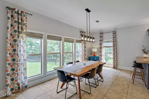 Dining - 803 Beaumont Dr, Madison, MS 39110 photo 1 of 1