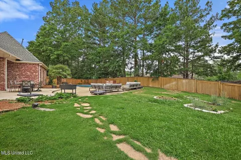 Exterior - 803 Beaumont Dr, Madison, MS 39110 photo 7 of 9