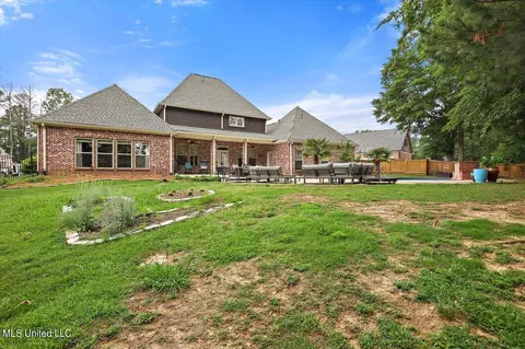 Exterior - 803 Beaumont Dr, Madison, MS 39110 photo 6 of 9