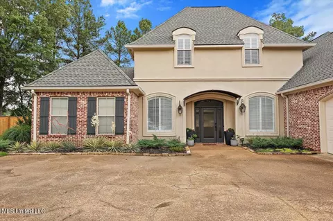 Exterior - 803 Beaumont Dr, Madison, MS 39110 photo 4 of 9