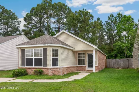13368 Chris Dr, Gulfport, MS 39503