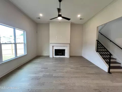 6962 Sunrise Loop S, Olive Branch, MS 38654 photo 5
