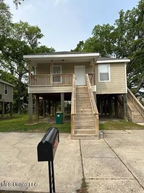 273 Graham Ave, Biloxi, MS 39530