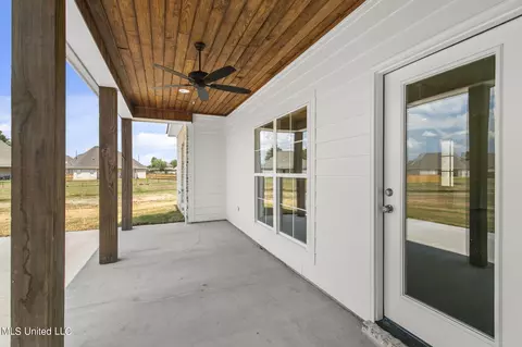 Exterior - 111 Hunters Way, Canton, MS 39046 photo 6 of 8