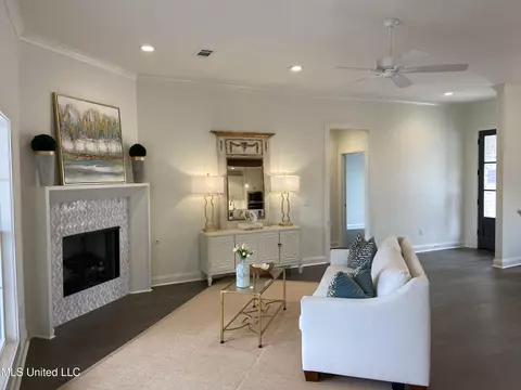Living - 111 Hunters Way, Canton, MS 39046 photo 1 of 8