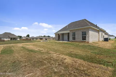Exterior - 111 Hunters Way, Canton, MS 39046 photo 5 of 8