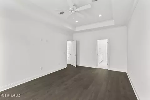 Bedroom - 111 Hunters Way, Canton, MS 39046 photo 2 of 4
