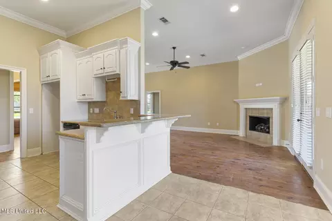 130 Carmichael Blvd, Madison, MS 39110 photo 9