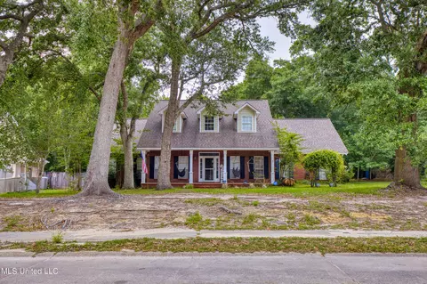 3422 Dijon Ave, Ocean Springs, MS 39564