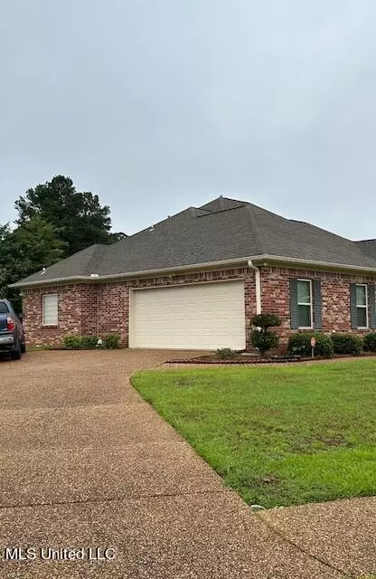 401 Concord Dr, Clinton, MS 39056 photo 3