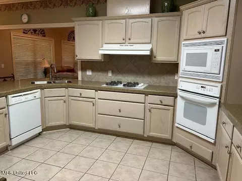 401 Concord Dr, Clinton, MS 39056 photo 14