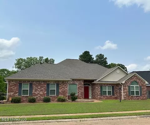 401 Concord Dr, Clinton, MS 39056 photo 2