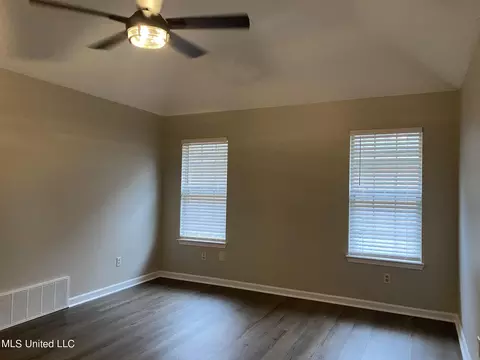 9237 Hickory Drive Dr, Olive Branch, MS 38654 photo 28
